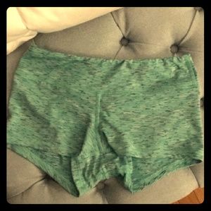 Fleo Shorts